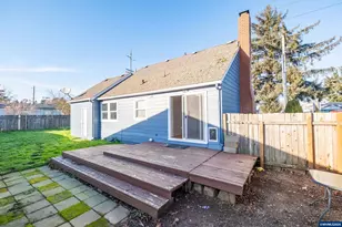 1050 Barnes Ave SE, Salem, OR 97306 - Photo 40