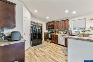 5266 Crystal St NE, Salem, OR 97305 - Photo 12