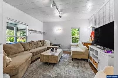 223 NW 15th St, Corvallis, OR 97330 - Photo 8