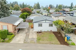 3370 Maple St, Hubbard, OR 97032 - Photo 1