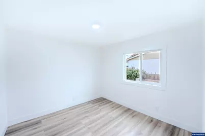 3370 Maple St #44, Hubbard, OR 97032 - Photo 10