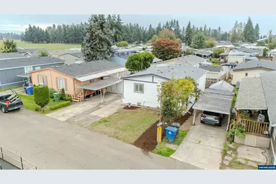 3370 Maple St #44, Hubbard, OR 97032 - Photo 2