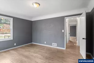 900 Cascade Dr NW, Salem, OR 97304 - Photo 12