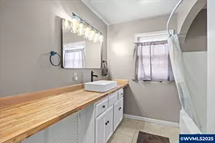 900 Cascade Dr NW, Salem, OR 97304 - Photo 20