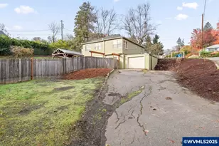 900 Cascade Dr NW, Salem, OR 97304 - Photo 28