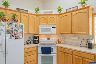 674 Shannon Ct NE, Keizer, OR 97303 - Photo 20