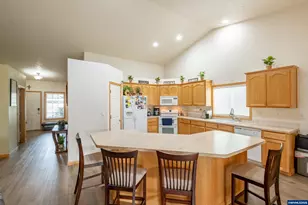 674 Shannon Ct NE, Keizer, OR 97303 - Photo 16