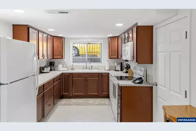 718 Washington St SW, Albany, OR 97321 - Photo 44