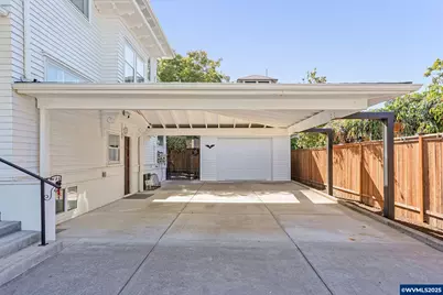 718 Washington St SW, Albany, OR 97321 - Photo 4