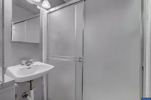 1610 Madrona Ave SE, Salem, OR 97302 - Photo 16