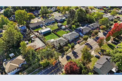 1610 Madrona Av SE, Salem, OR 97302 - Photo 32