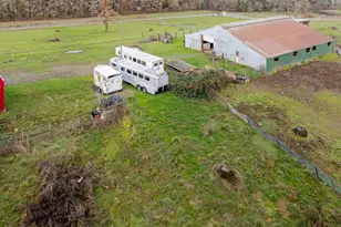 40189 Mt Hope Dr, Lebanon, OR 97355 - Photo 38