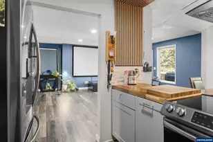 18047 SW Monte Verdi Bl, Beaverton, OR 97007 - Photo 16