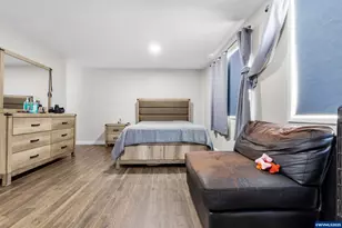 18047 SW Monte Verdi Bl, Beaverton, OR 97007 - Photo 20