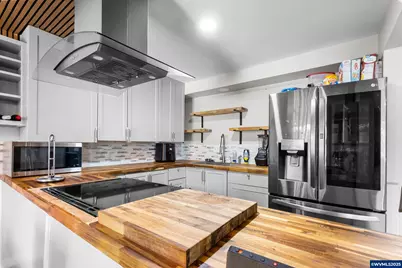 18047 SW Monte Verdi Bl, Beaverton, OR 97007 - Photo 14