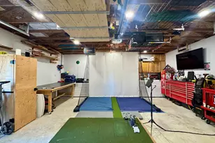 2554 Kitsap St NW, Salem, OR 97304 - Photo 48