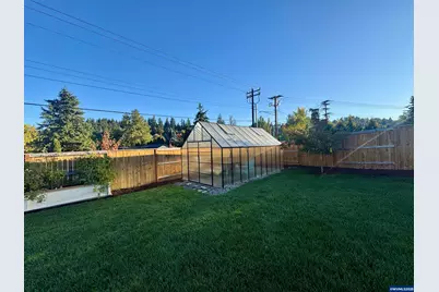 2554 Kitsap St NW, Salem, OR 97304 - Photo 38