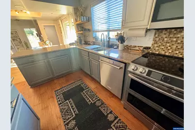 2554 Kitsap St NW, Salem, OR 97304 - Photo 6