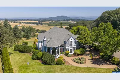 36313 Blueberry Dr, Lebanon, OR 97355 - Photo 2