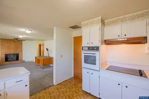 2175 Marion St SE, Albany, OR 97322 - Photo 10