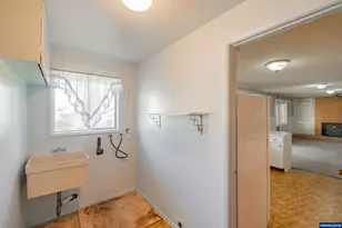 2175 Marion St SE, Albany, OR 97322 - Photo 14