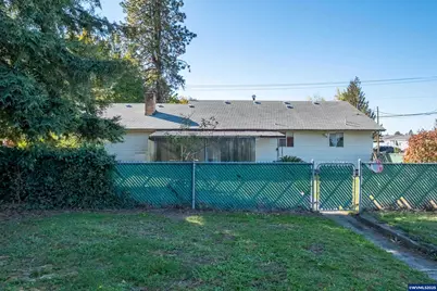 2175 Marion St SE, Albany, OR 97322 - Photo 30