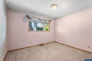 15895 Old Butteville Rd NE, Woodburn, OR 97071 - Photo 12