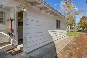 4196 Ward Dr NE, Salem, OR 97305 - Photo 34