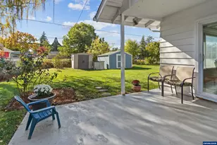 4196 Ward Dr NE, Salem, OR 97305 - Photo 36