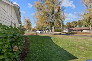 4196 Ward Dr NE, Salem, OR 97305 - Photo 42