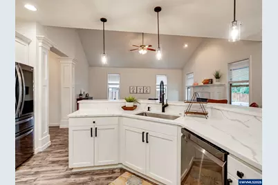 20800 Yosemite St NE, Aurora, OR 97002 - Photo 16