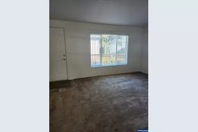 4875 Wyoming Cir NE #33, Salem, OR 97305 - Photo 2