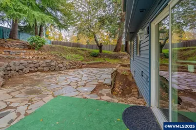 5250 Forest Glen Ct SE, Salem, OR 97306 - Photo 12