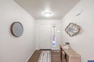 391 Churchill Downs Av SE, Albany, OR 97322 - Photo 4