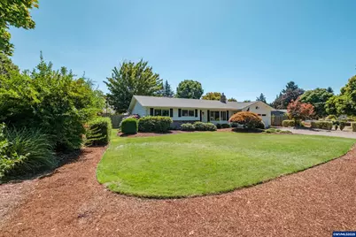 334 13th Av NE, Albany, OR 97321 - Photo 2