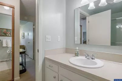 334 NE 13th Av, Albany, OR 97321 - Photo 22