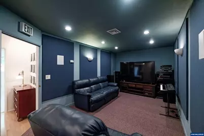 334 13th Av NE, Albany, OR 97321 - Photo 10