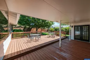 334 NE 13th Ave, Albany, OR 97321 - Photo 6