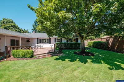 334 NE 13th Av, Albany, OR 97321 - Photo 28