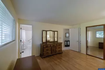 334 NE 13th Av, Albany, OR 97321 - Photo 18