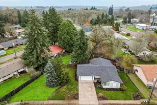 4120 NE Laurel Dr, Corvallis, OR 97330 - Photo 2