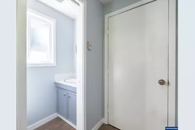 3897 Glenwood Lp SE, Salem, OR 97317 - Photo 10