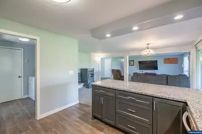 3897 Glenwood Lp SE, Salem, OR 97317 - Photo 8