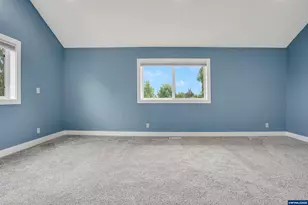 251 Fairview St, Silverton, OR 97381 - Photo 26