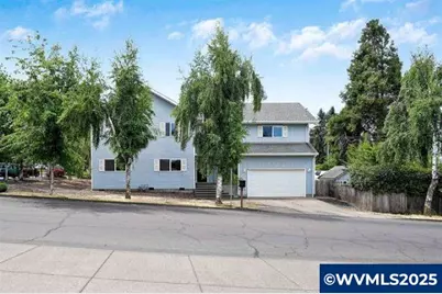 251 Fairview St, Silverton, OR 97381 - Photo 1
