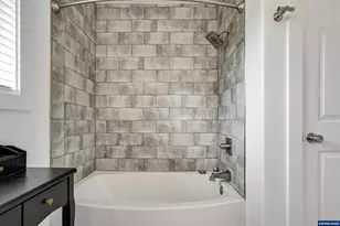 251 Fairview St, Silverton, OR 97381 - Photo 32