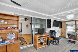 3218 West Pl, Hubbard, OR 97032 - Photo 10