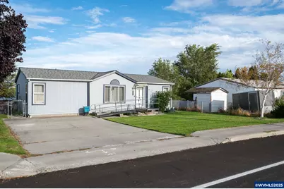 2957 W 10th St, The Dalles, OR 97058 - Photo 1