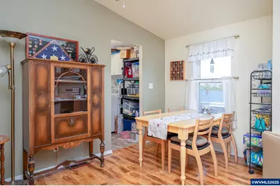 2957 W 10th St, The Dalles, OR 97058 - Photo 16