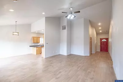 740 SE Alicia St, Sheridan, OR 97378 - Photo 8